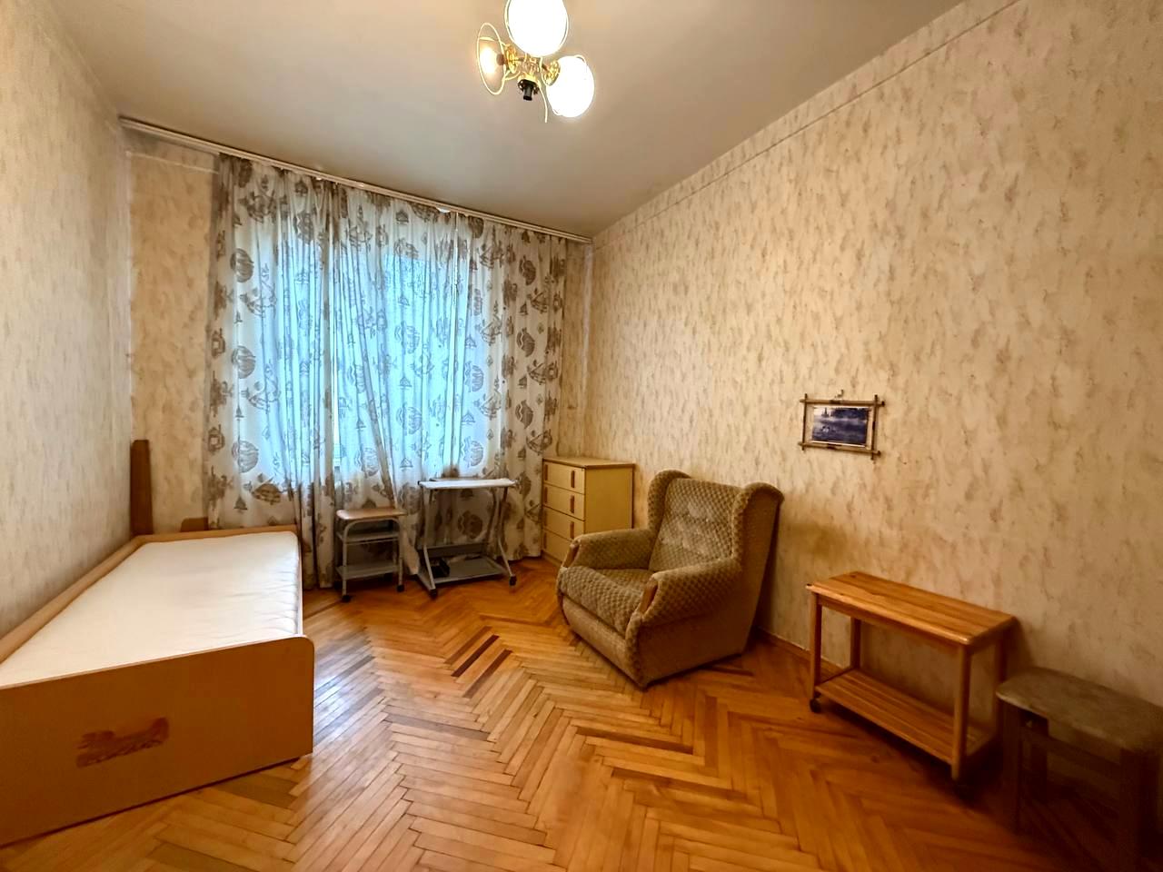 1863895594301134