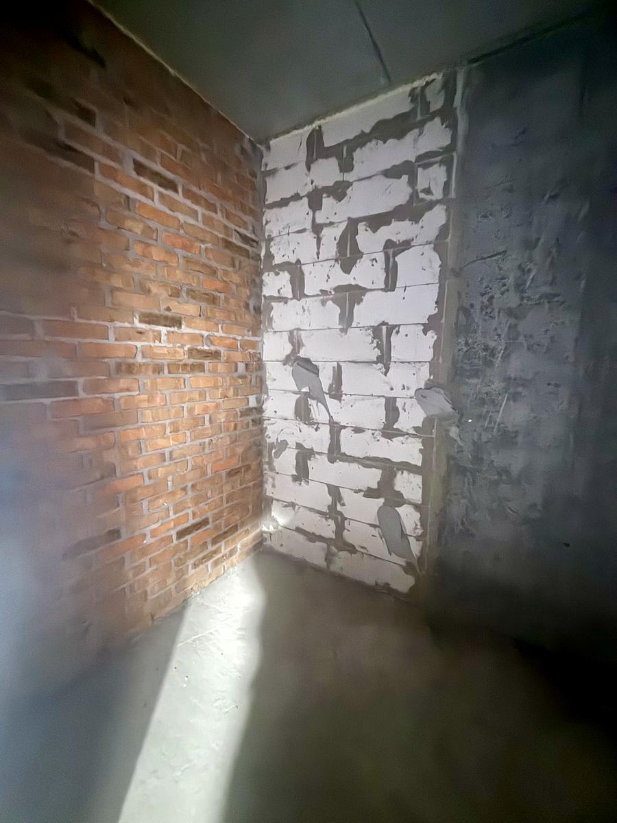 1863897078224650