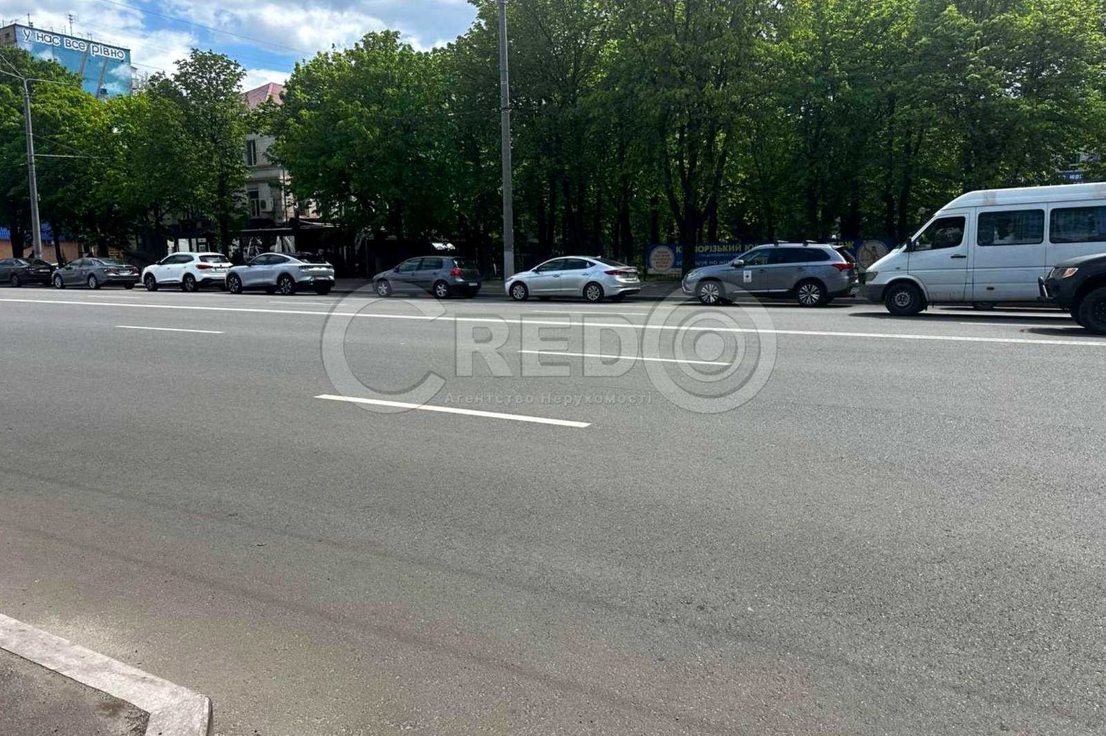 1863899884636576