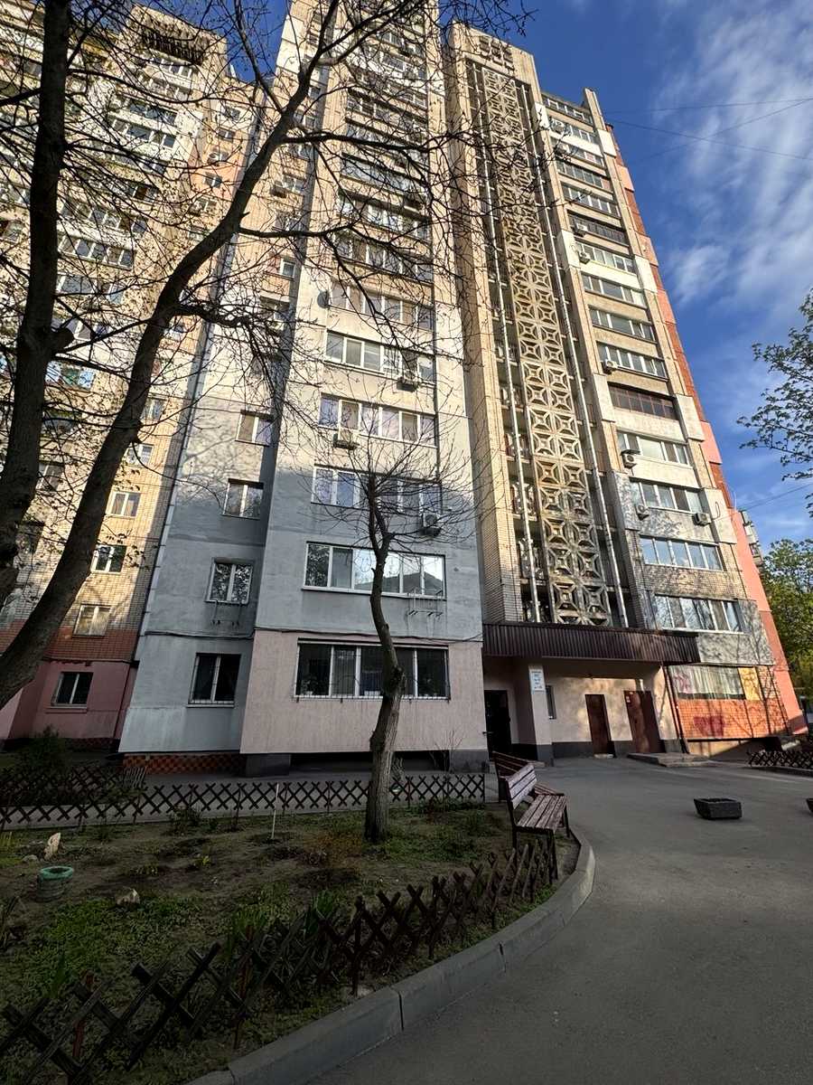 1863900831519101
