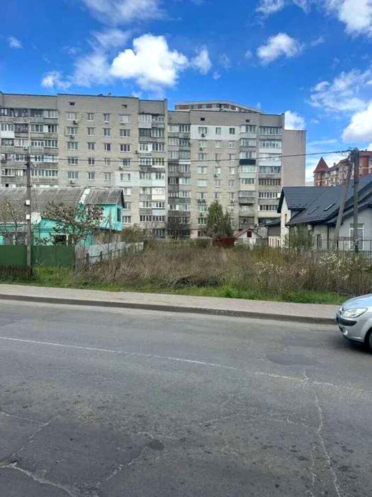1863906841137157