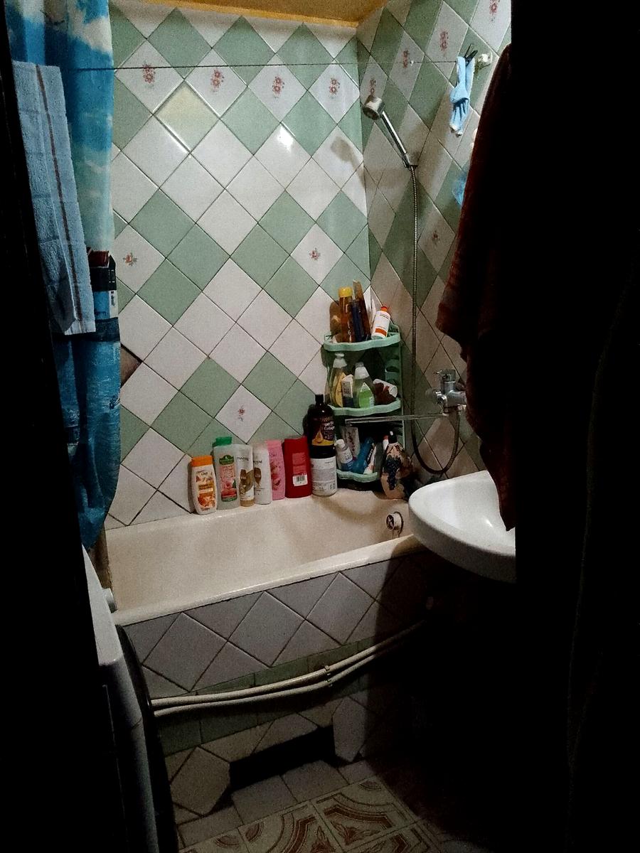 1863921594924907