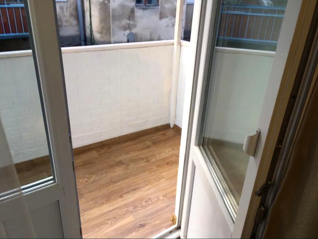 1863924120860859
