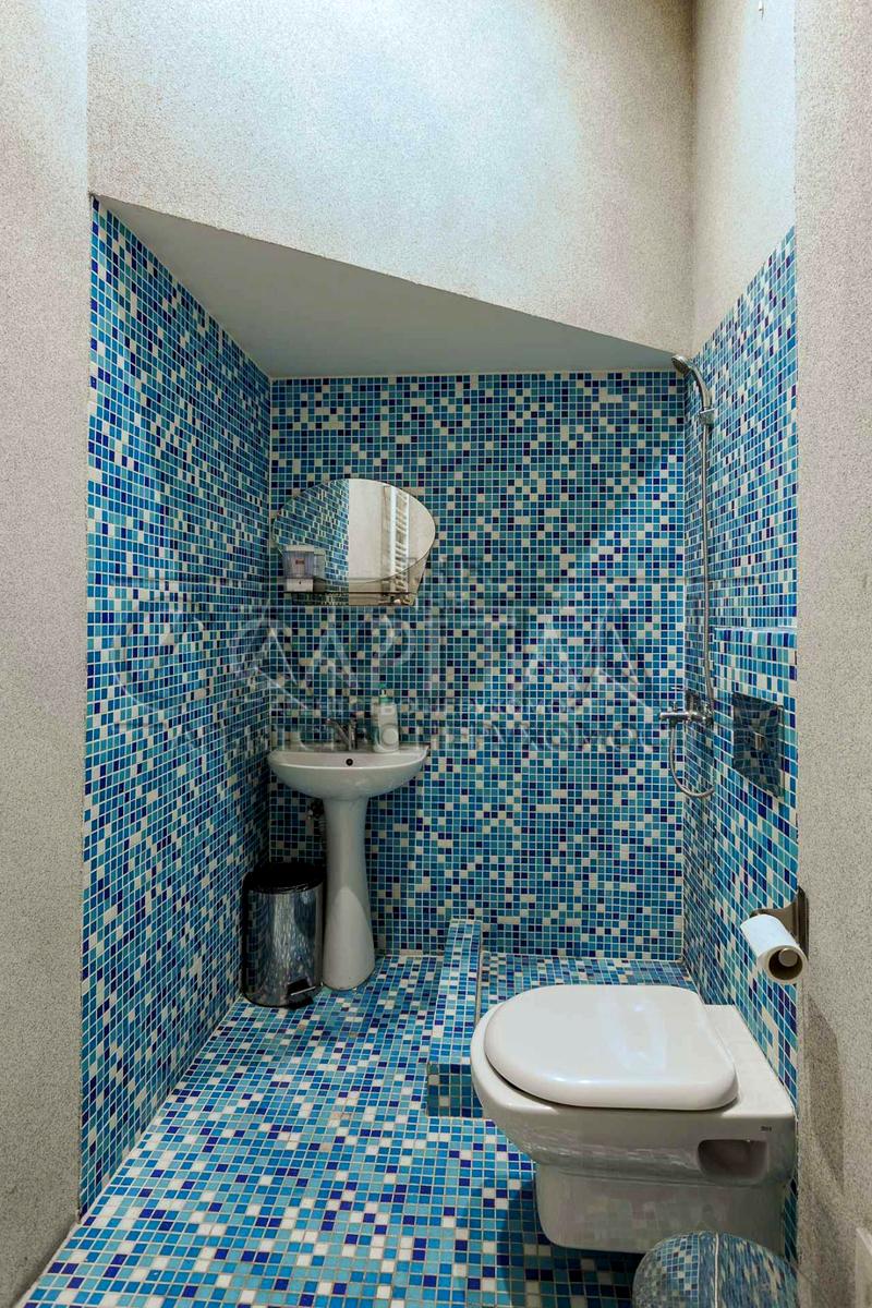 1863937396644352