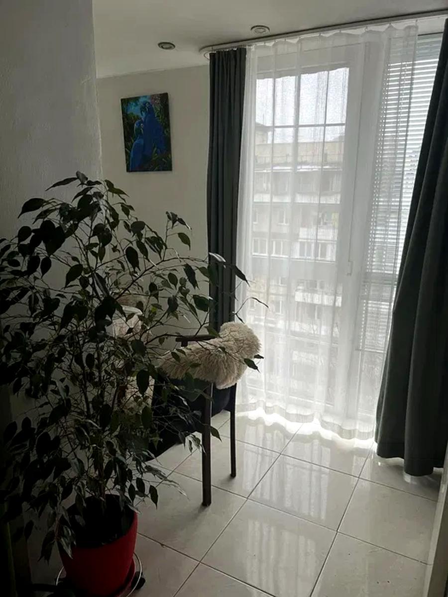 1863959017080178