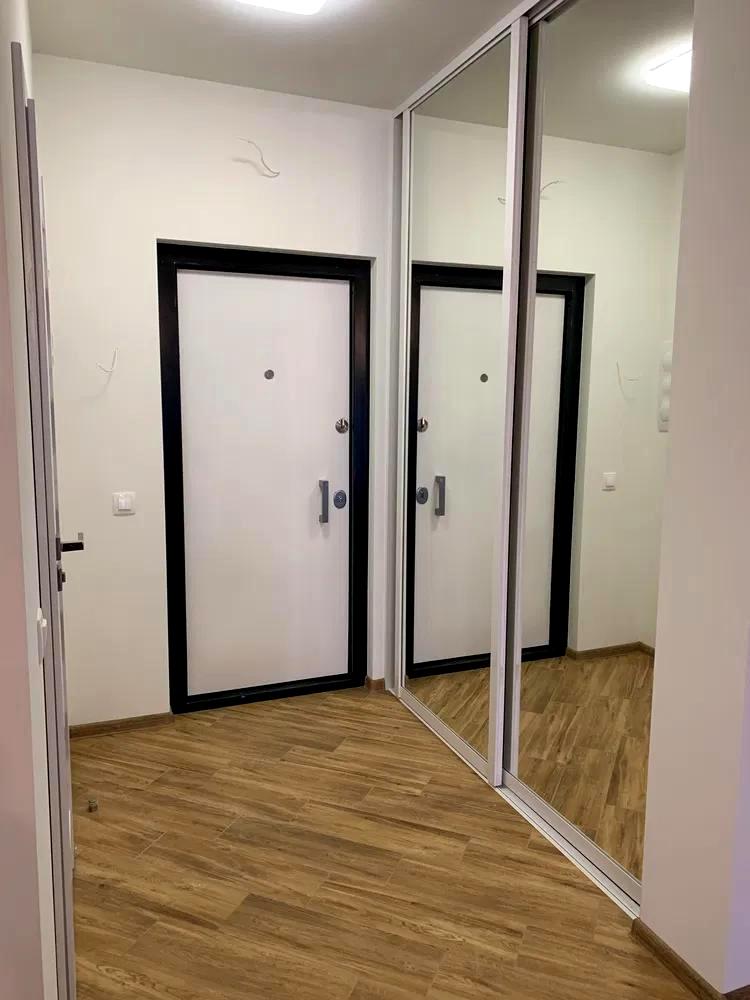 1863967076319538