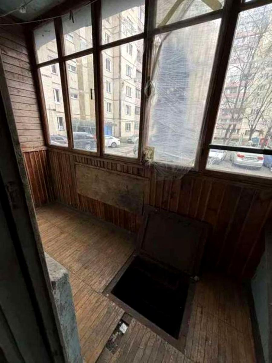1863969831924513