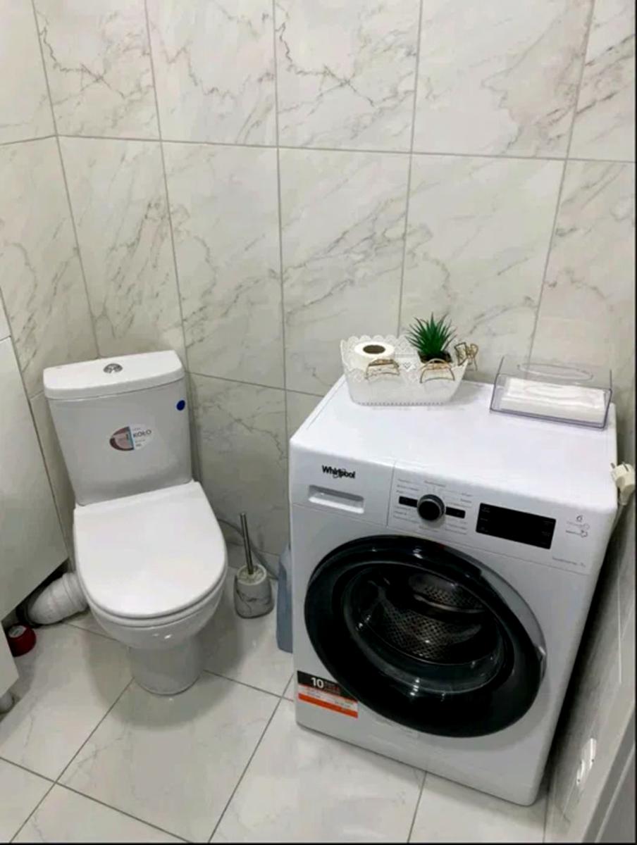 1863971933871191