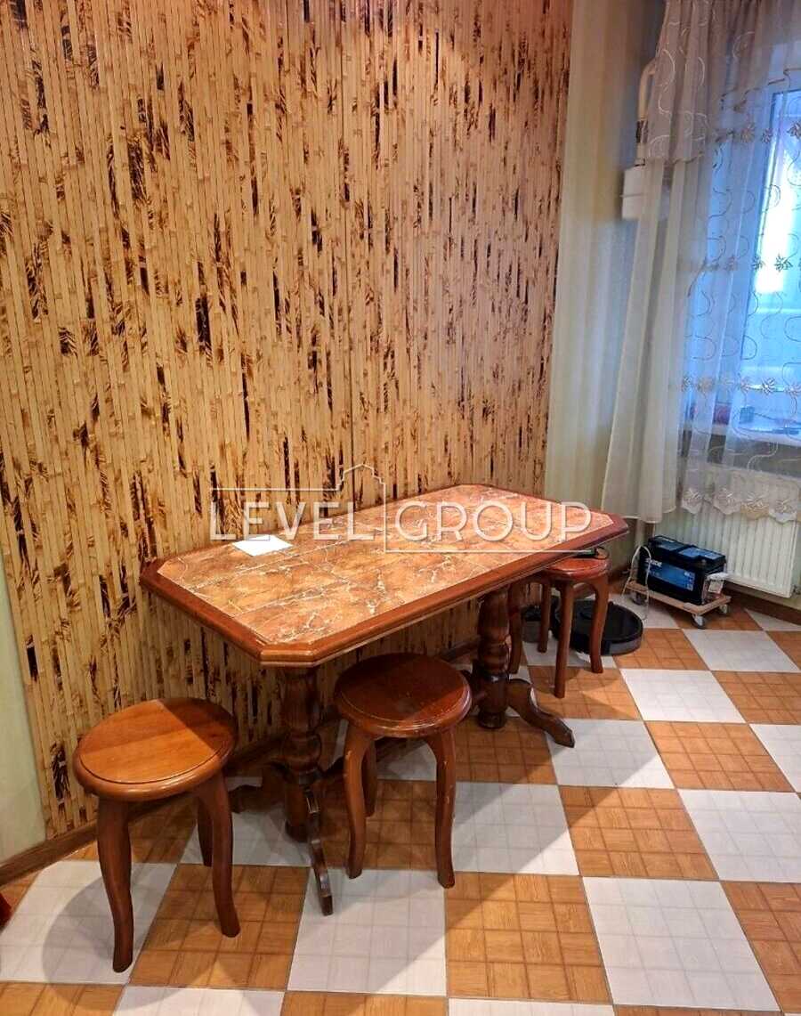 1863972134397861