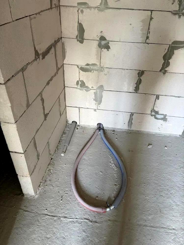 1863974555987127
