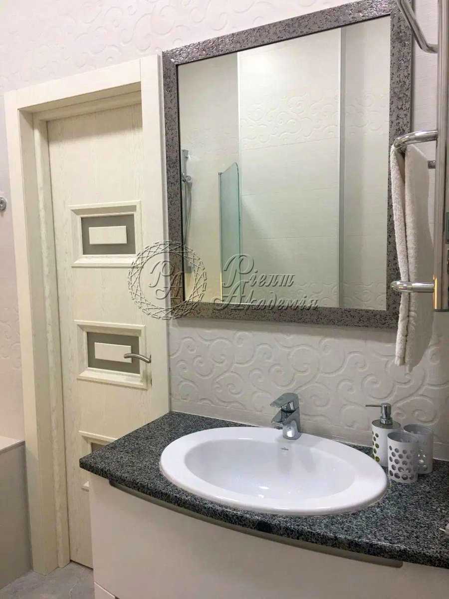 1863984929753186