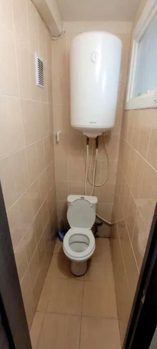 1863985983141486