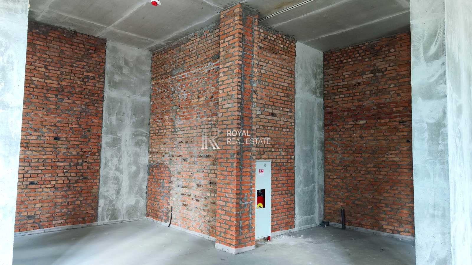 1863986230687288