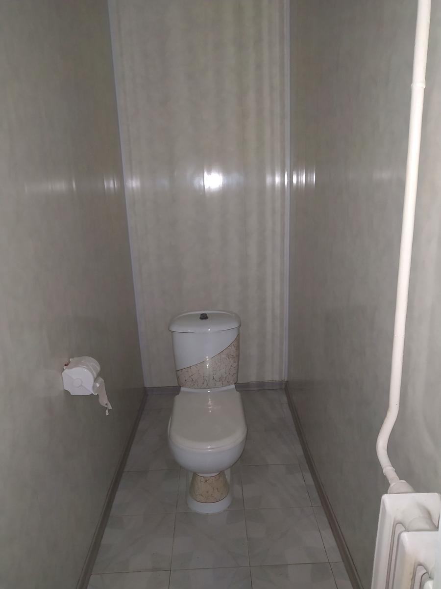 1863988656549885