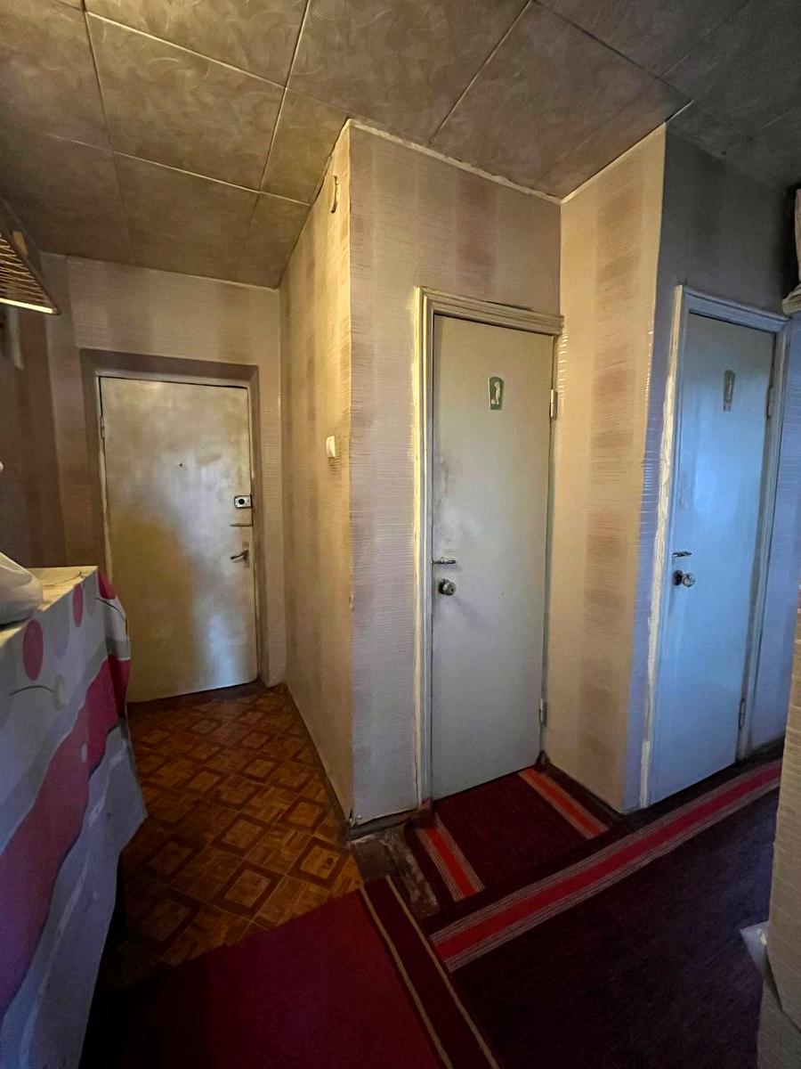 1863989754188890