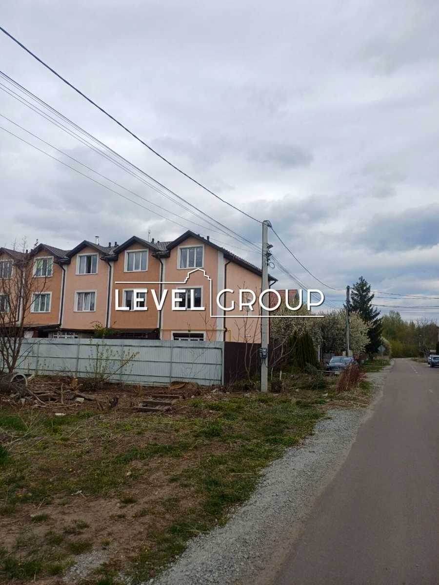 1863995736938224