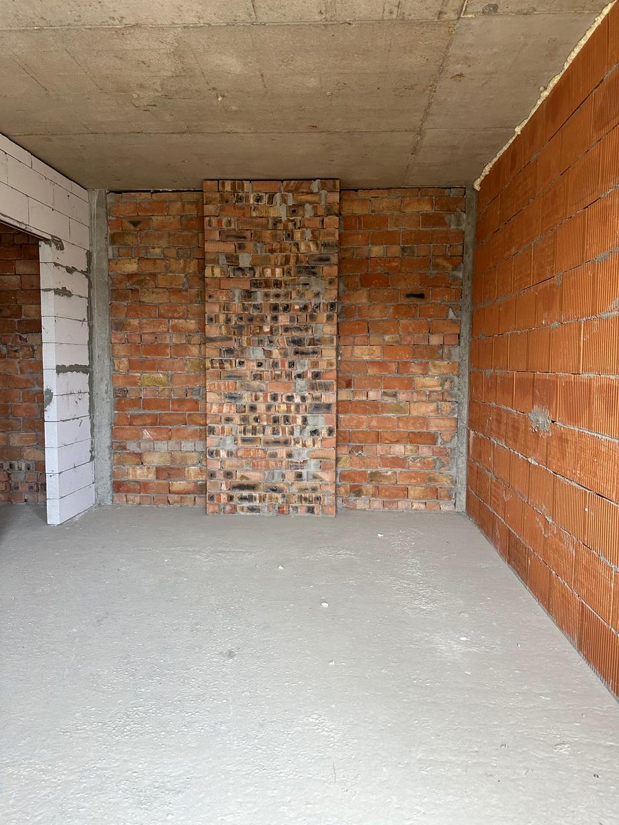 1863997176285774