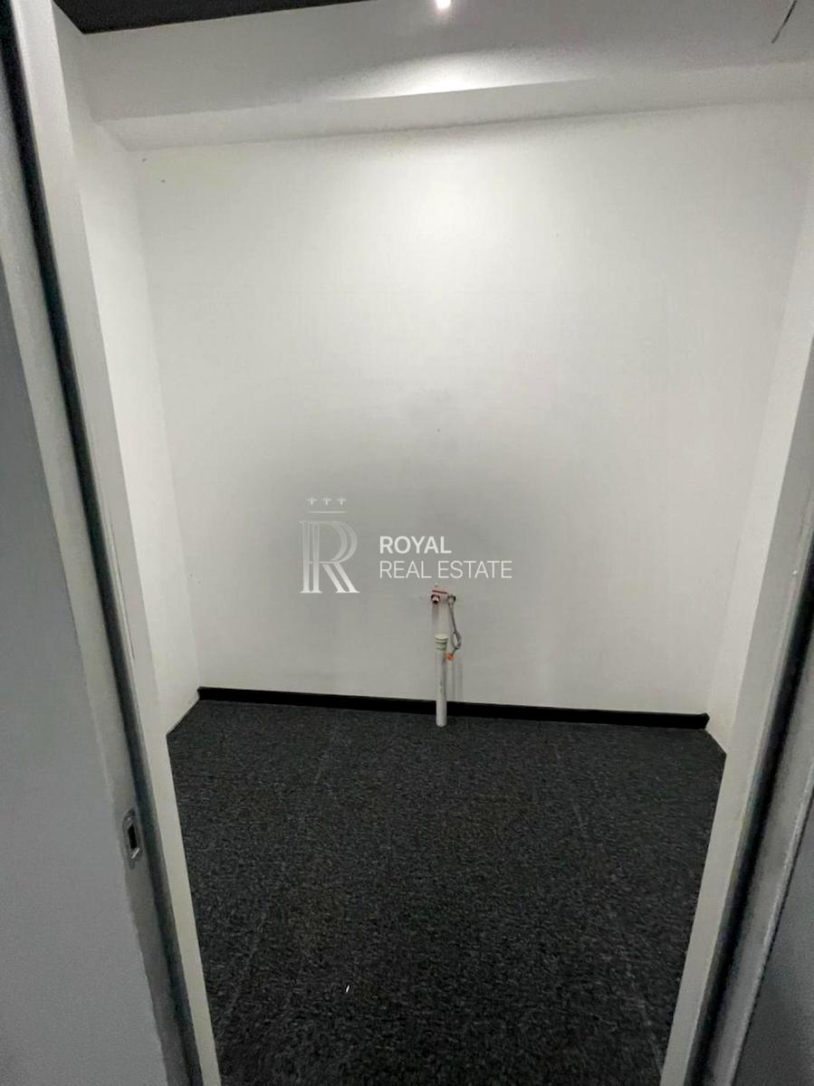 1863999838670094