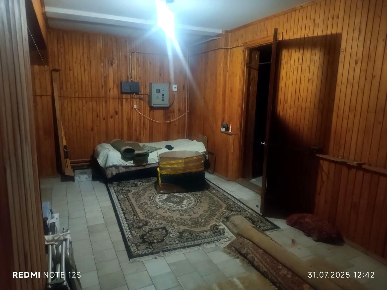 1863999984825737