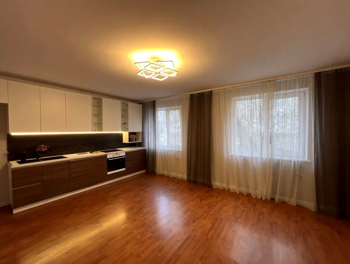 Дом по адресу (площадь 220 м²) - imageAlt 11 Дом по адресу (площадь 220 м²) - Atlanta.ua - imageAlt 11
