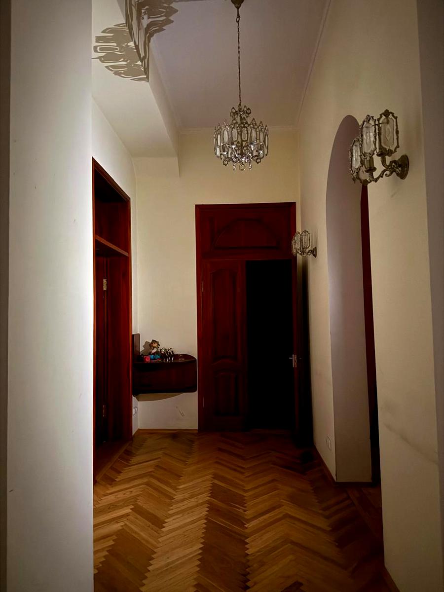 1864004188378633
