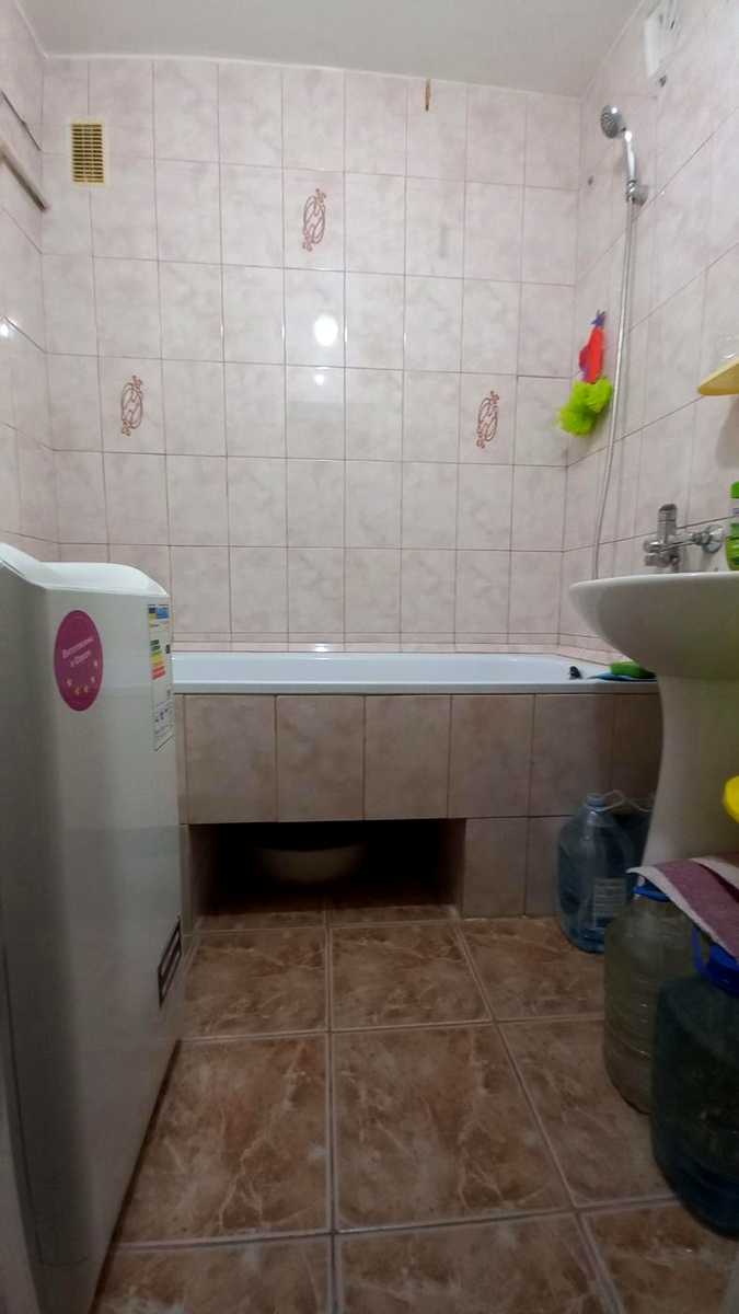 1864005615365395