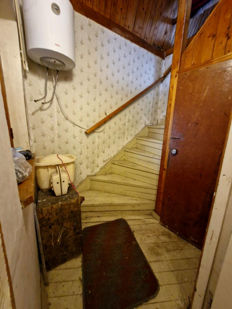 1864012219055529