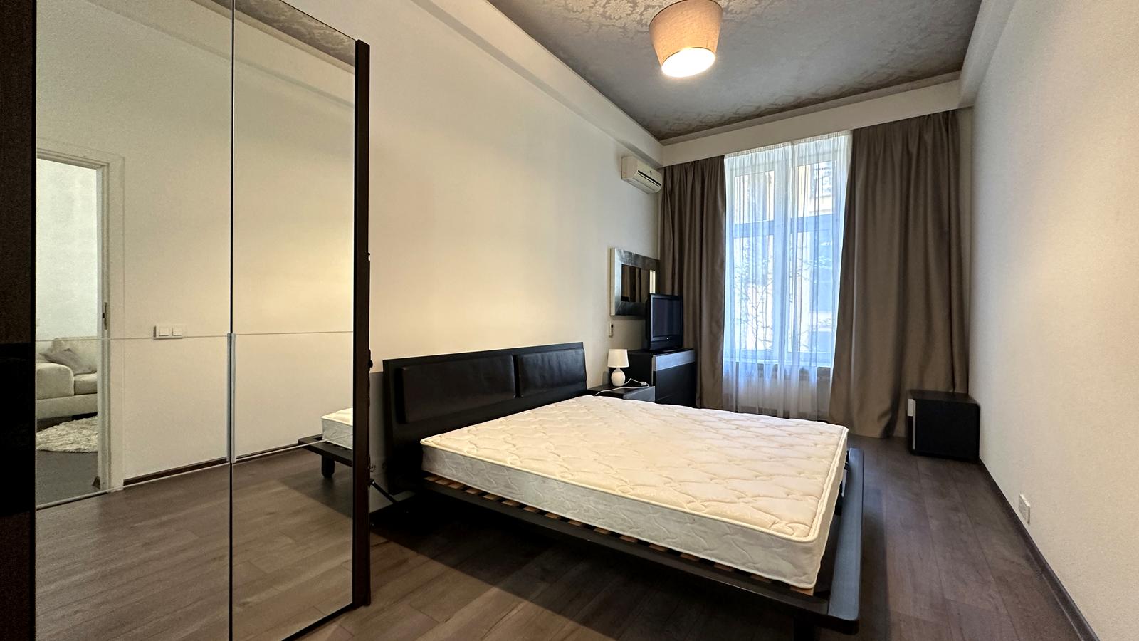 1864012489089386