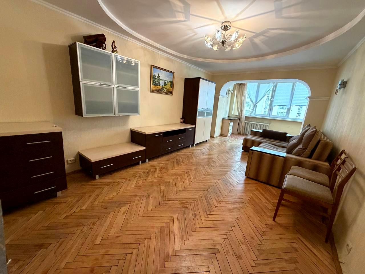 1864025473852086