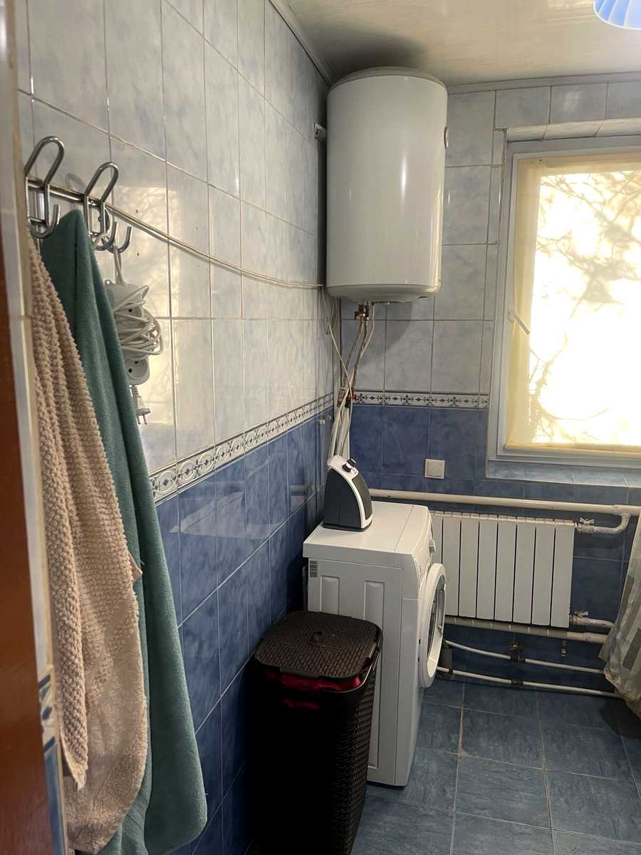 1864032545432800