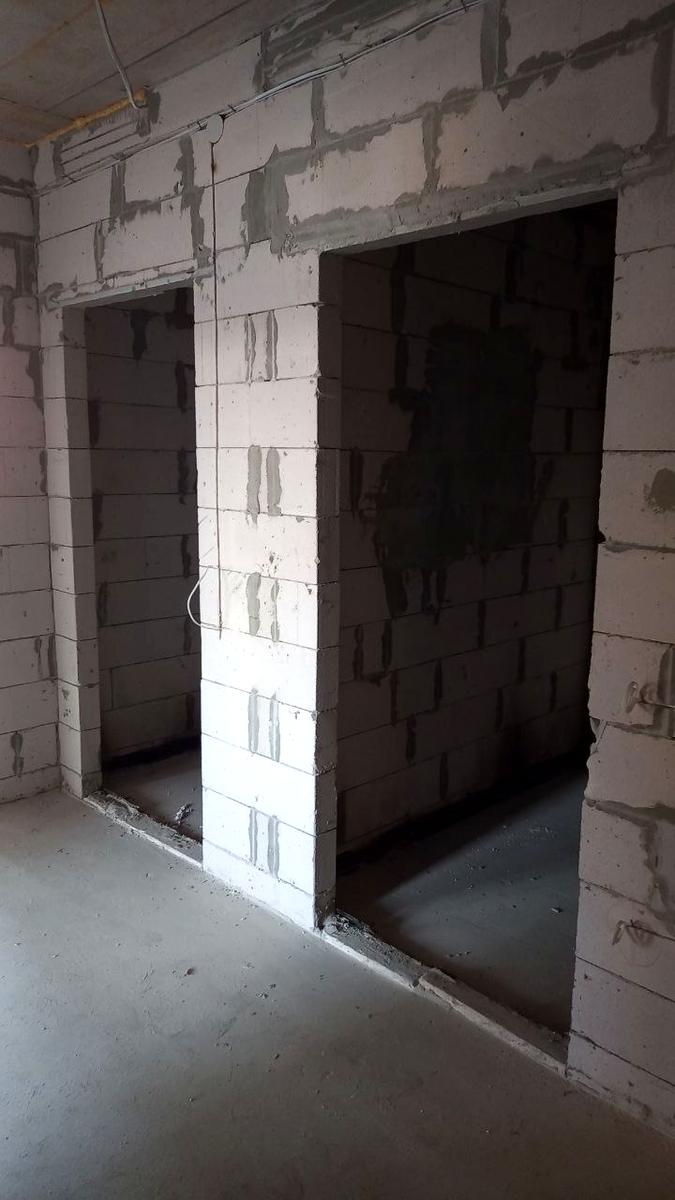 1864072850702028