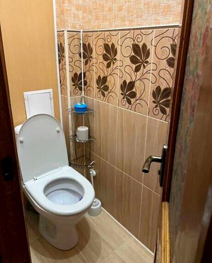 1864073775714465