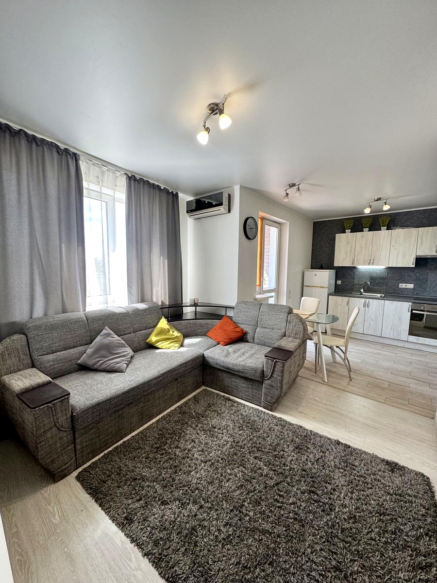 1864078852909882