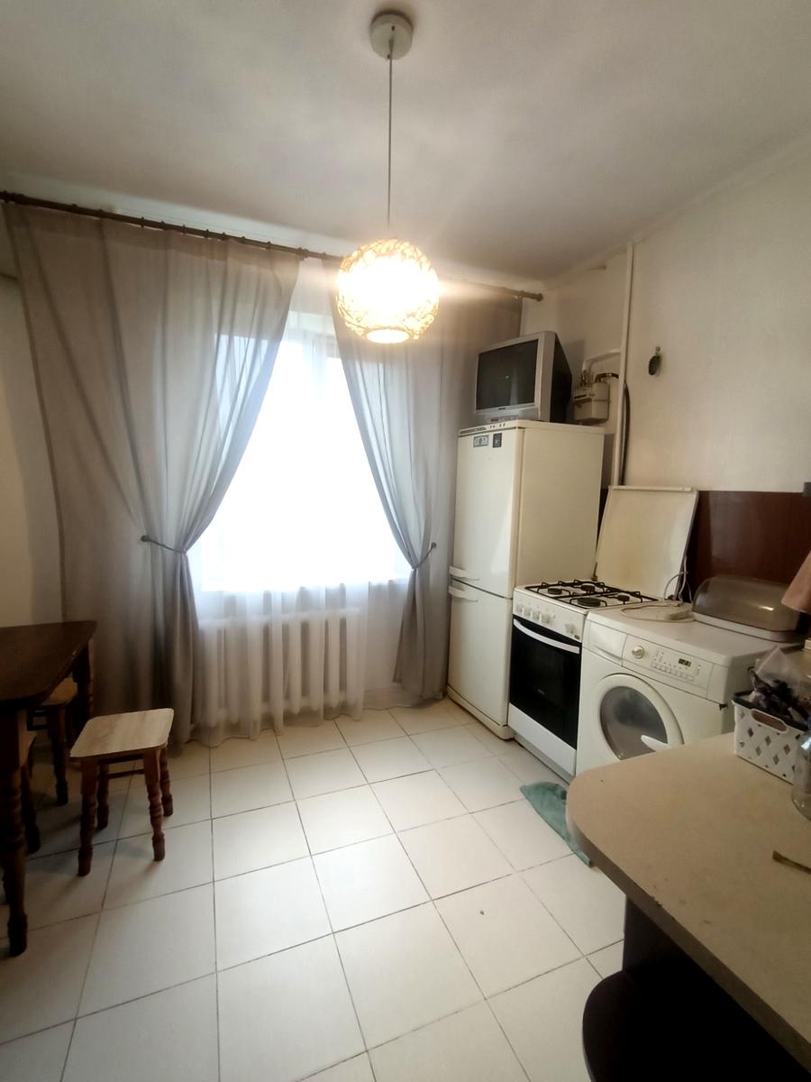 1864101568804331