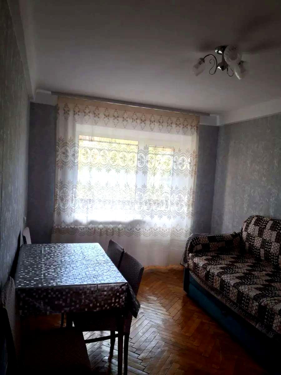 1864151747851608