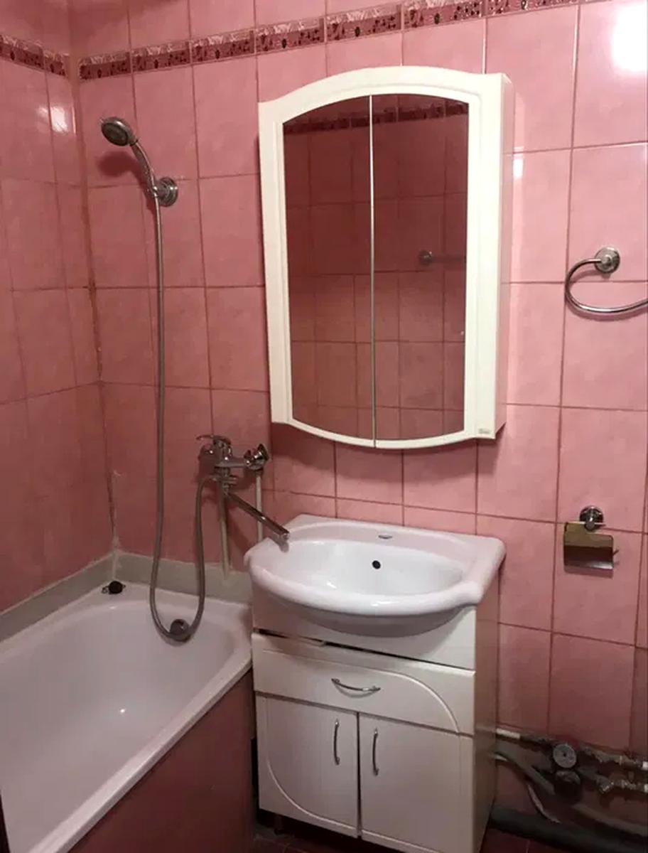 1864162151422326