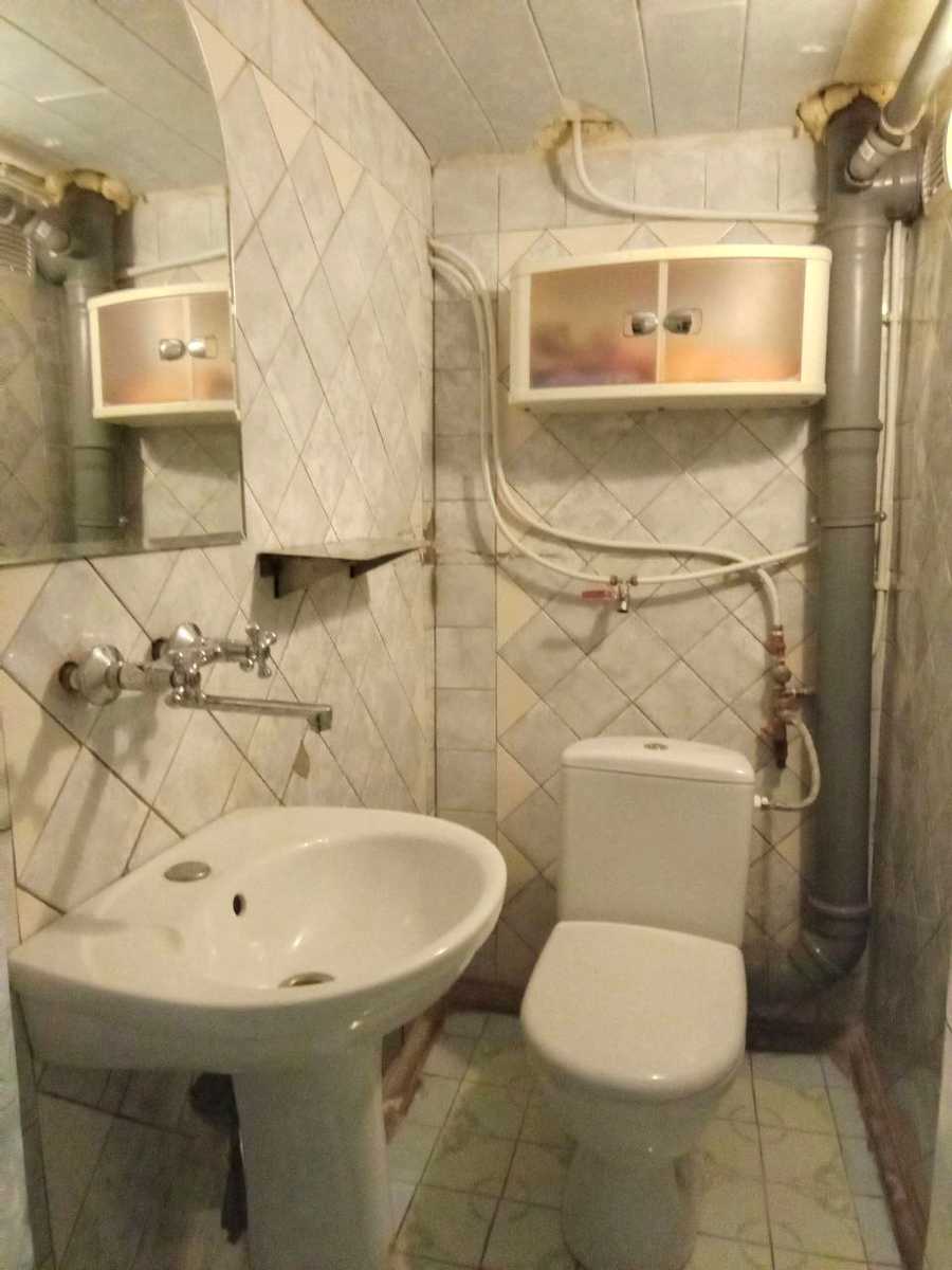 1864233675630170