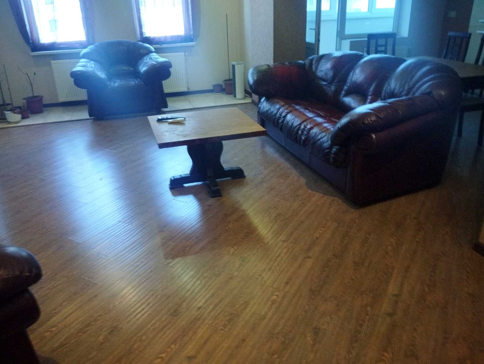 1864235674924567