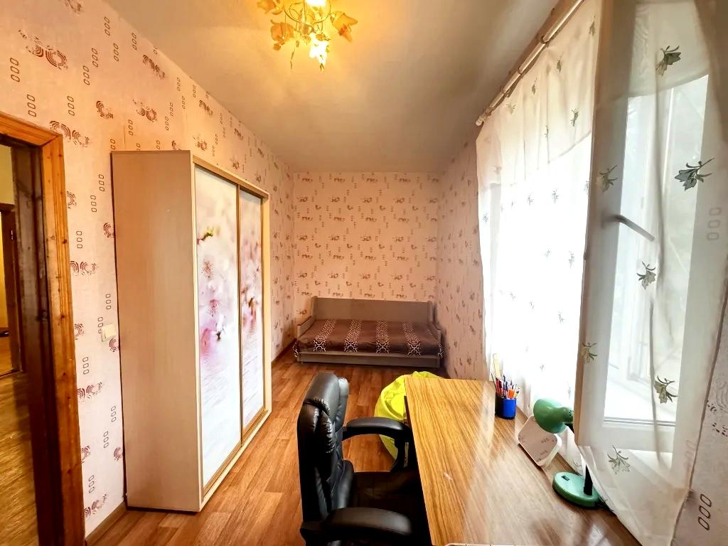 1864241460741644