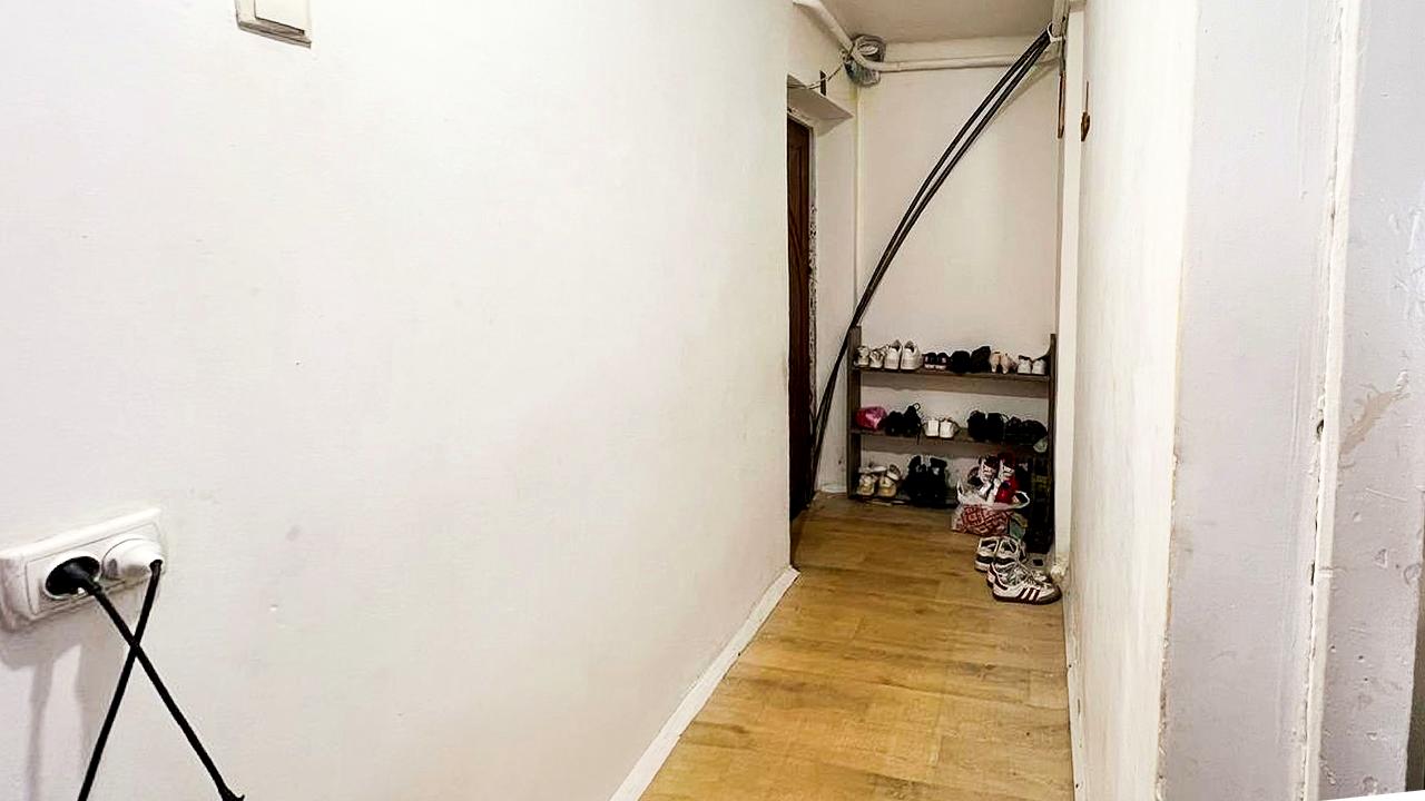 1864245315789234