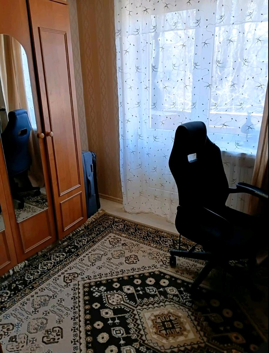 1864249893103561