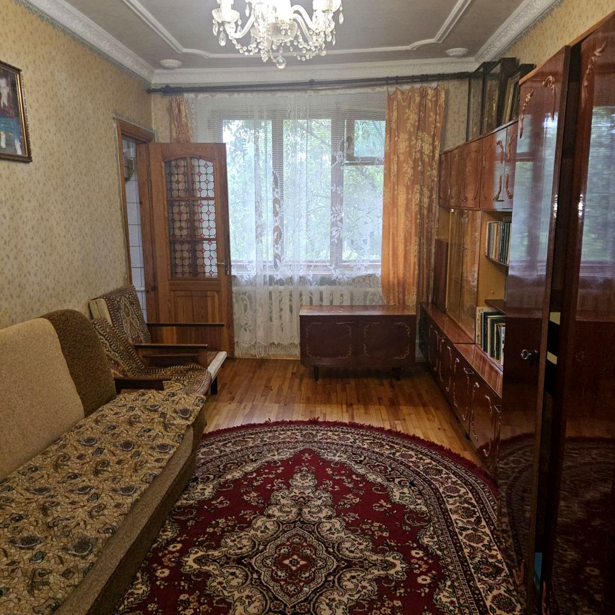 1864251132563105