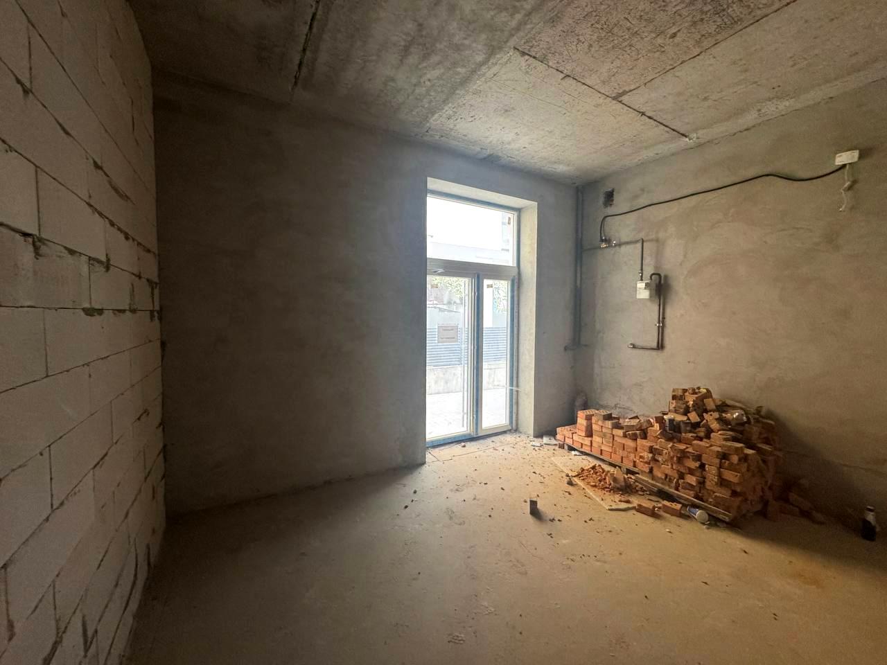 1864253022026352
