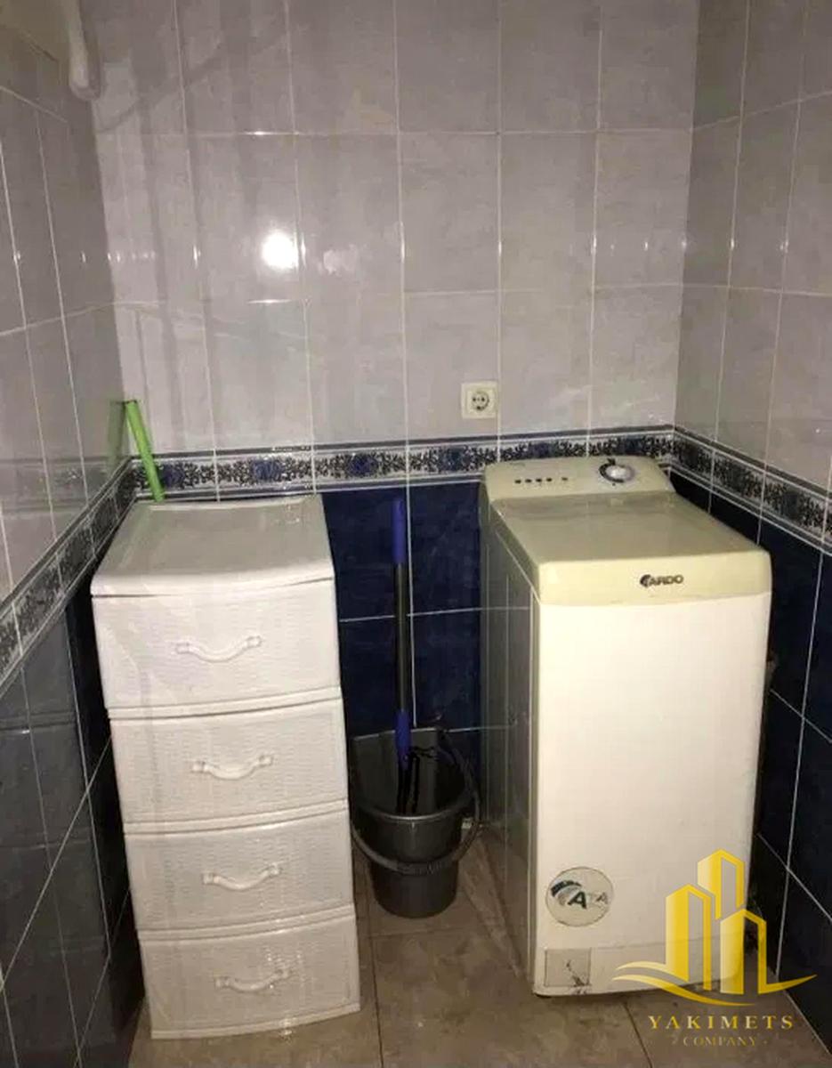 1864253204076531