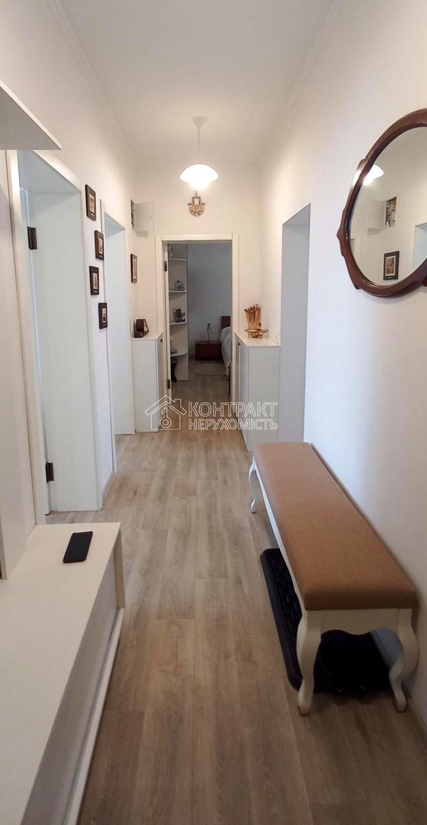 1864255576436232
