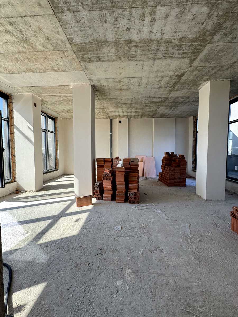1864260935149959