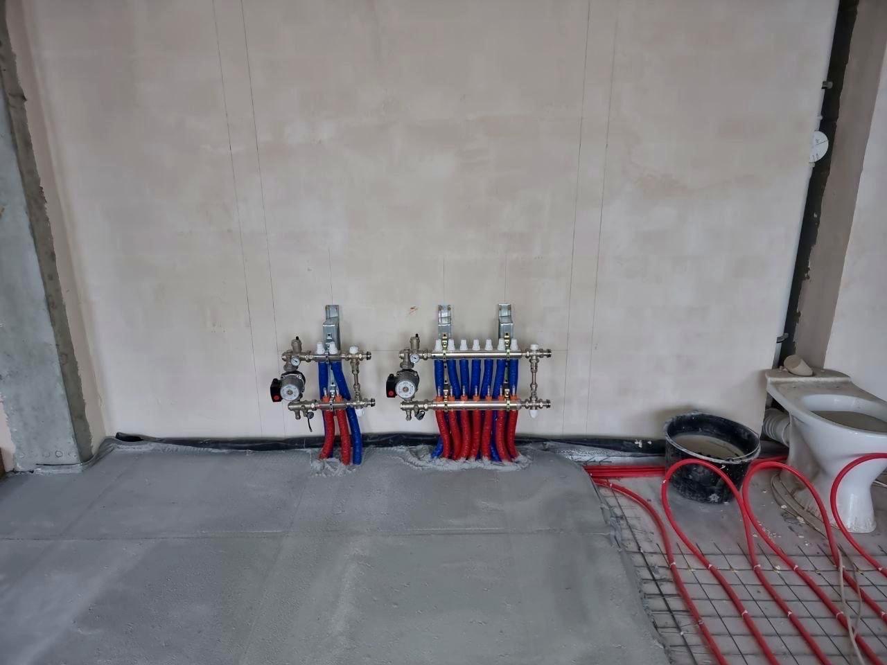 1864261721526211