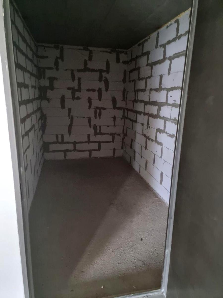 1864261721550081