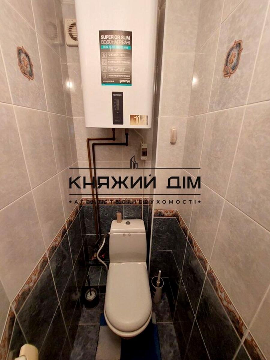 1864264598680345