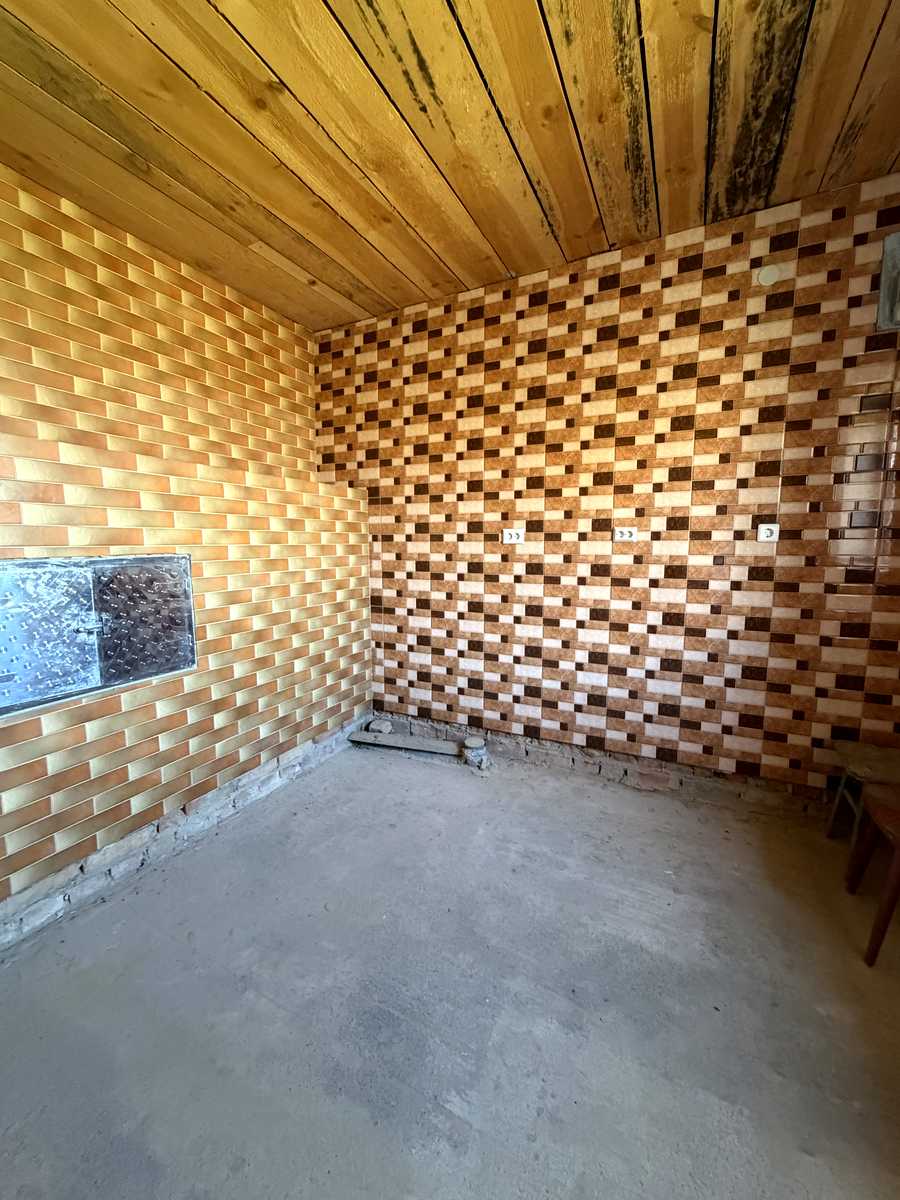 1864274650218991